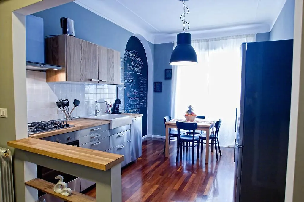 Apartment Via Alessandro Volta 圣雷默 0*,  意大利